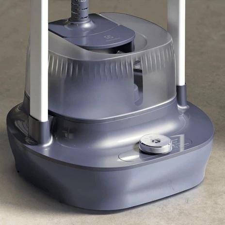 Bàn ủi hơi nước đứng Electrolux E5GS1-44MN