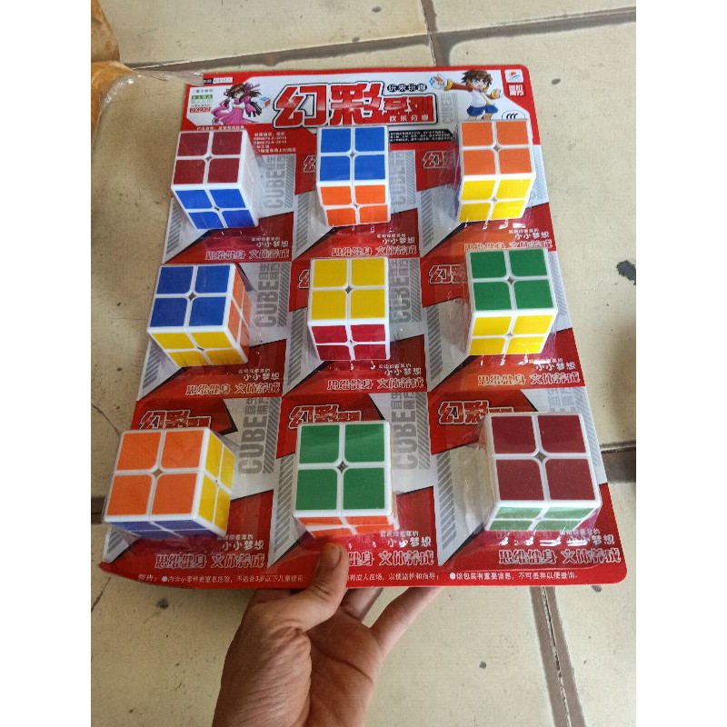 sỉ vỉ 9 chiếc RUBIK 2x2 như hình