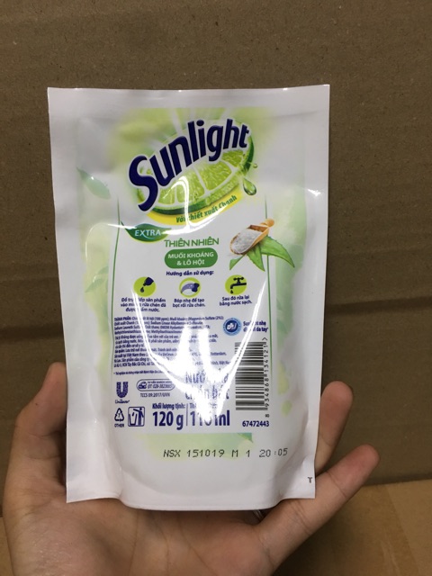 Nước rửa chén Sunlight Thiên Nhiên Lô Hội Muối Khoáng