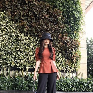 Áo công sở tay phồng xếp ly, eo peplum