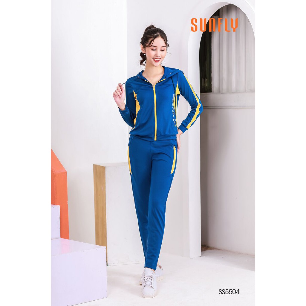 SS5504 Bộ mặc nhà nữ dáng thể thao SUNFLY chất umi kéo khóa có mũ | BigBuy360 - bigbuy360.vn