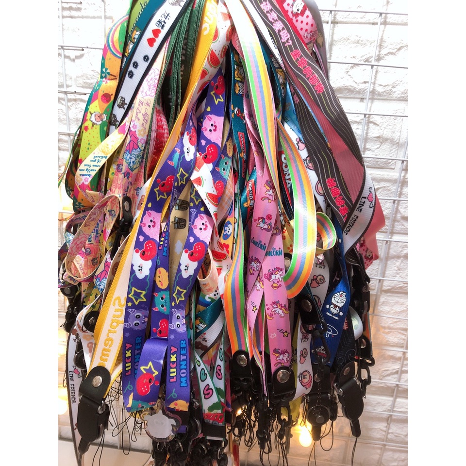 Dây đeo thẻ đeo điiện thoại nhiều mẫu mẫu ngẫu nhiên