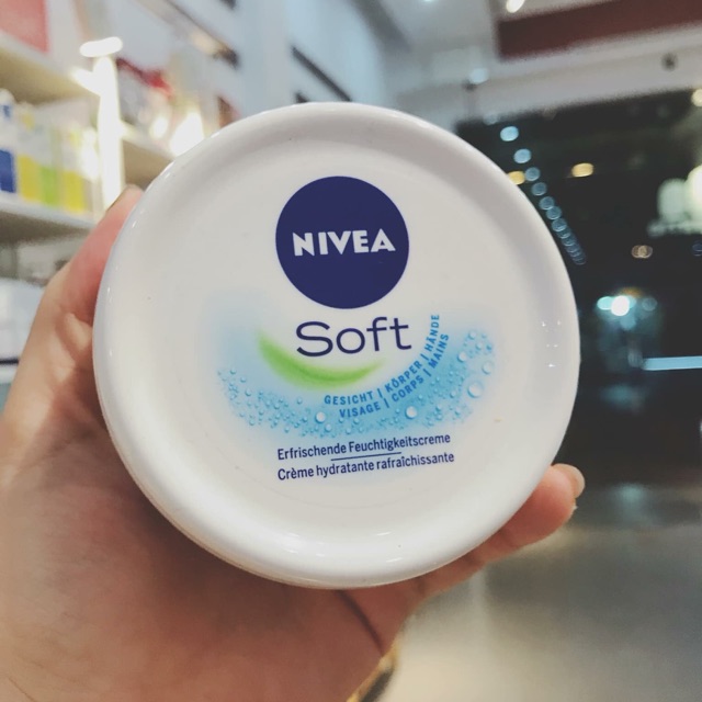 Kem dưỡng ẩm Nivea Soft