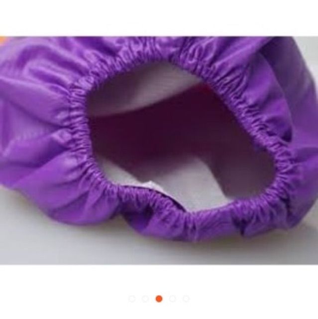 Găng tay lót nỉ giữ ấm có nịt chống tuột khi rửa loại đẹp