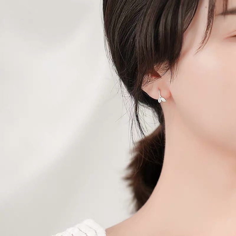 Bông tai bạc nữ hình đuôi cá dạng móc chuẩn bạc DaLiA Jewelry khuyên tai bạc 925 không gỉ