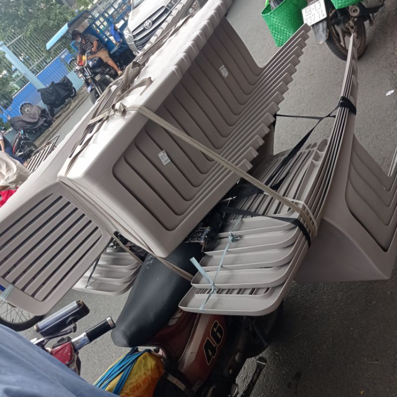 GHẾ NHỰA DUY TÂN DỰA SỌC NGANG  KÍCH THƯỚC 46x54x90CM