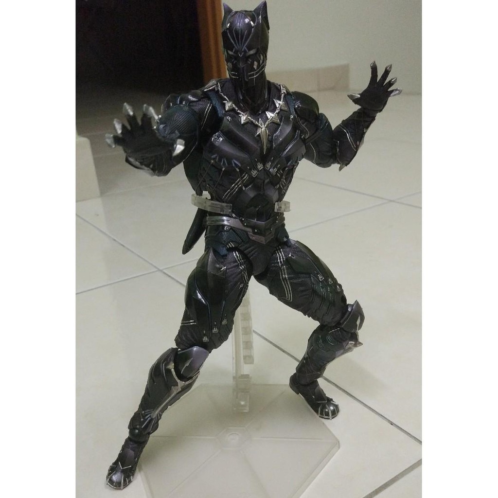 Mô hình Báo đen Black Panther PAK - Play Arts Kai