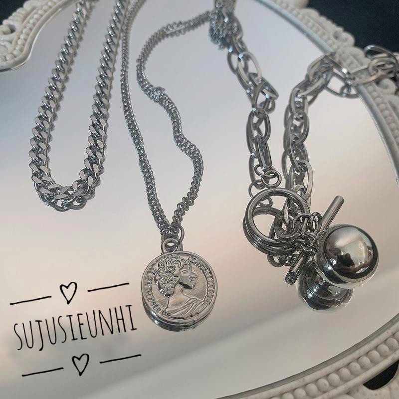 3 chiếc vòng cổ unisex mặt bi và đồng xu