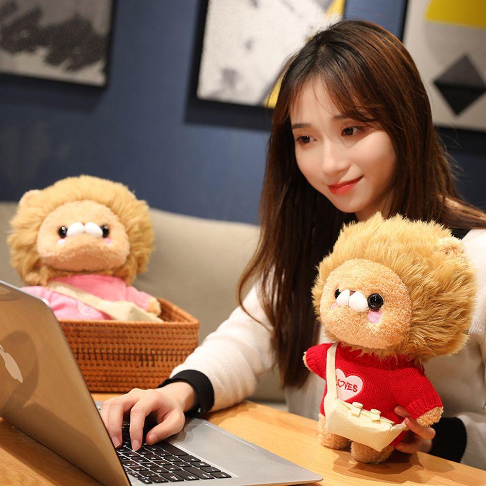 Đồ chơi nhồi bông Hình Sư Tử Hoạt Hình Mặc Áo Len Cho Bé