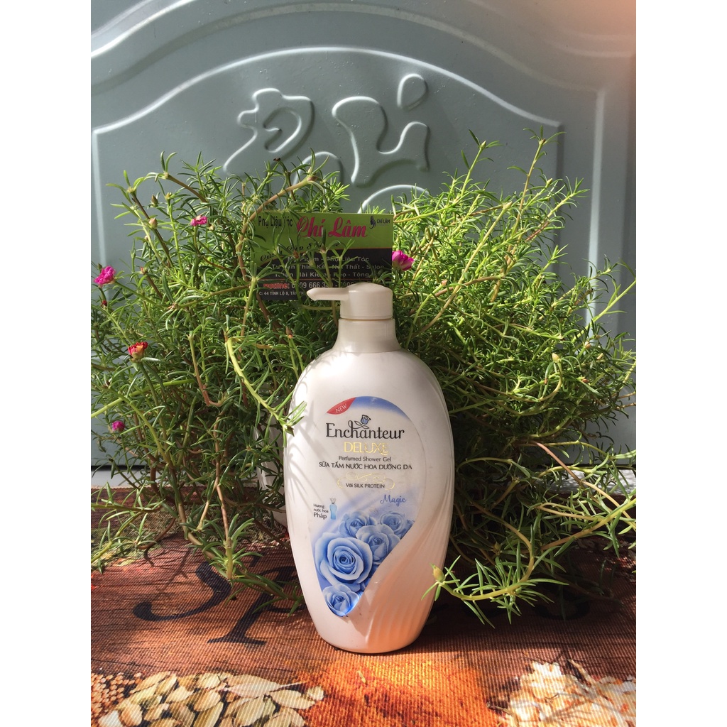 SỮA TẮM NƯỚC HOA ENCHANTEUR