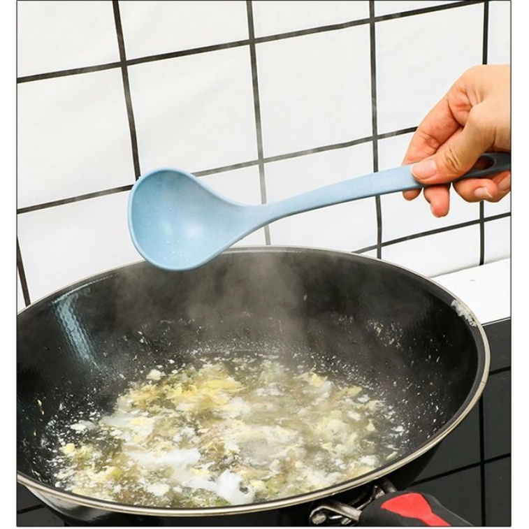 Vá múc canh lúa mạch nhiều màu