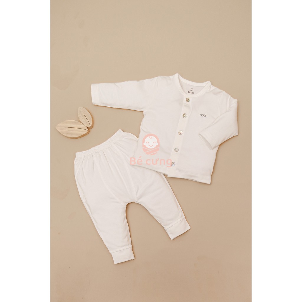 NOUS Bộ Cài Thẳng Dài Màu Trắng Chất Vải Nu Petit Mềm Mịn, Giúp Bé Ngủ Ngon