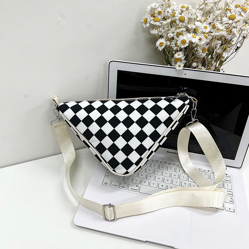 Túi Đeo Vai Hình Tam Giác Bằng Nylon Phong Cách Hàn Quốc Thời Trang Cho Nữ