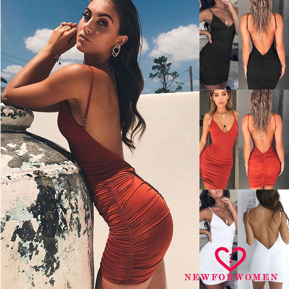 Đầm bút chì hai dây hở lưng quyến rũ dành cho phái đẹp | BigBuy360 - bigbuy360.vn