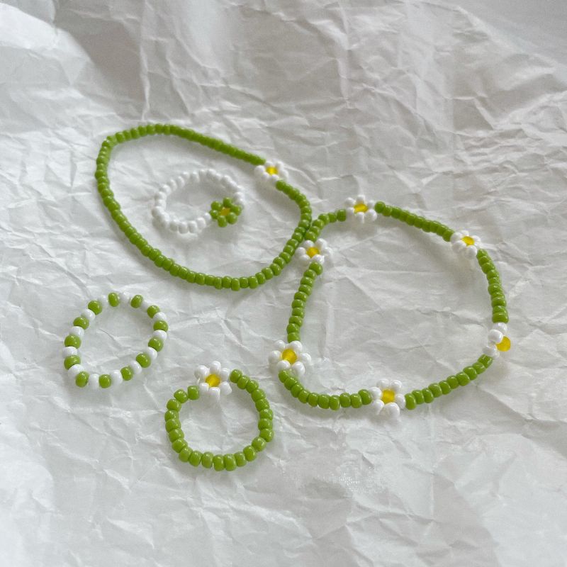 Vòng tay hạt cườm Inspired Rosé Blackpink | Vòng tay cheap moment Idol Kpop hoa cúc