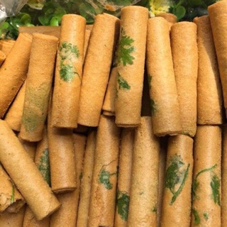 Bánh ống ngò bơ đậu phộng :500g:60k/hủ