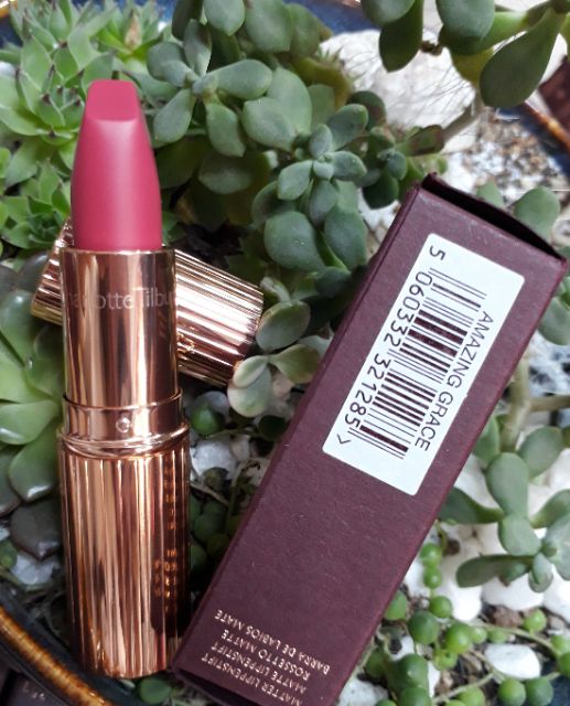 Son Charlotte Tilbury