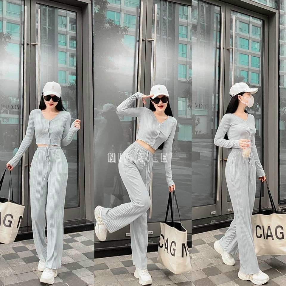 Sét bộ nữ croptop tay dài cổ V kèm quần dài ống rộng trẻ trung, năng động thời trang nữ cho nàng đi chơi