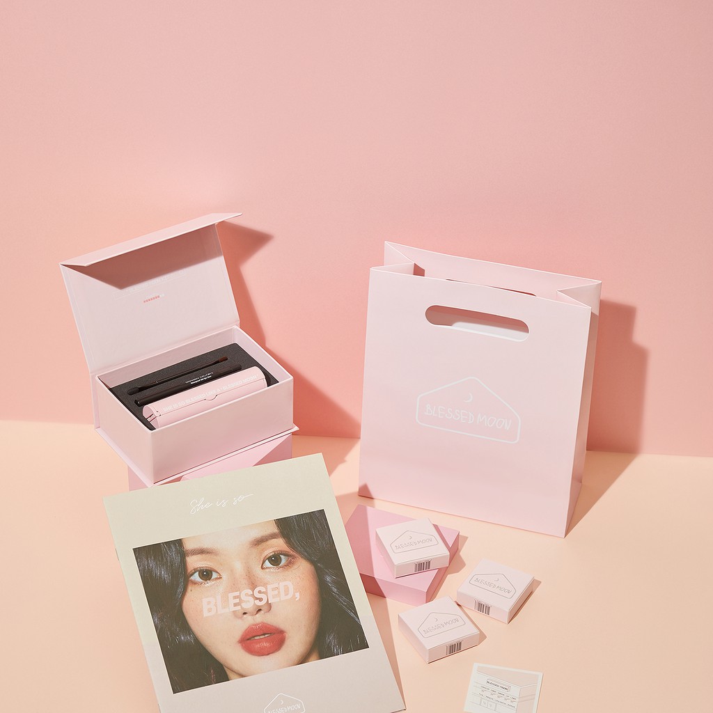 [Mã FMCGM100 - 10% đơn 500K] BlessedMoon Make-up Kit | BigBuy360 - bigbuy360.vn
