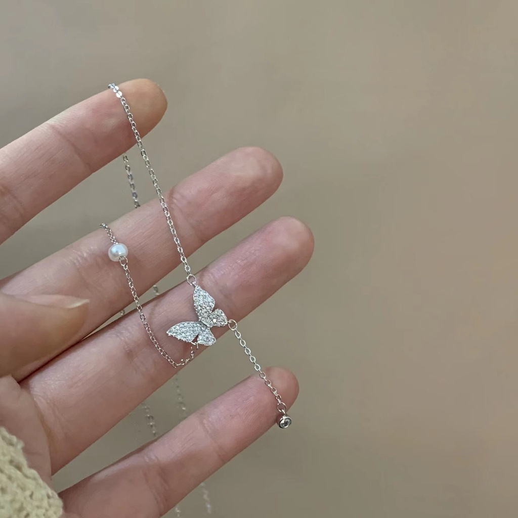 Vòng cổ Đính Ngọc Trai Hình Bướm Xinh Xắn Dành Cho Nữ