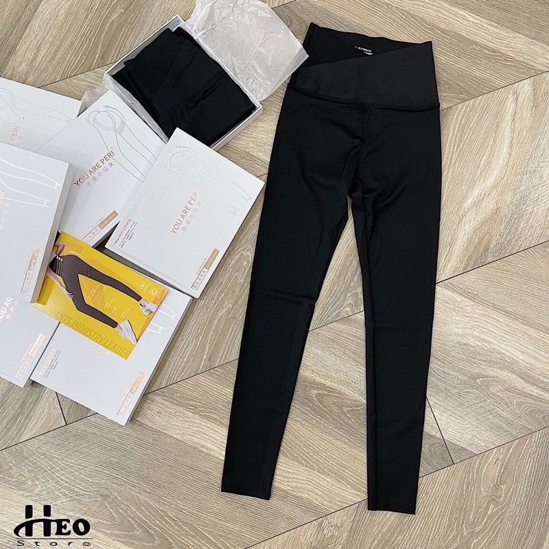 Quần legging cạp chéo