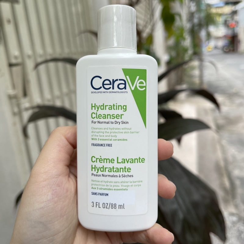 Sữa rửa mặt cho da thường và da khô Cerave Hydrating Cleanser 88ML
