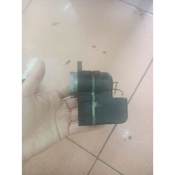 Mô tơ gập gương xe ô tô Vinfast Fadil