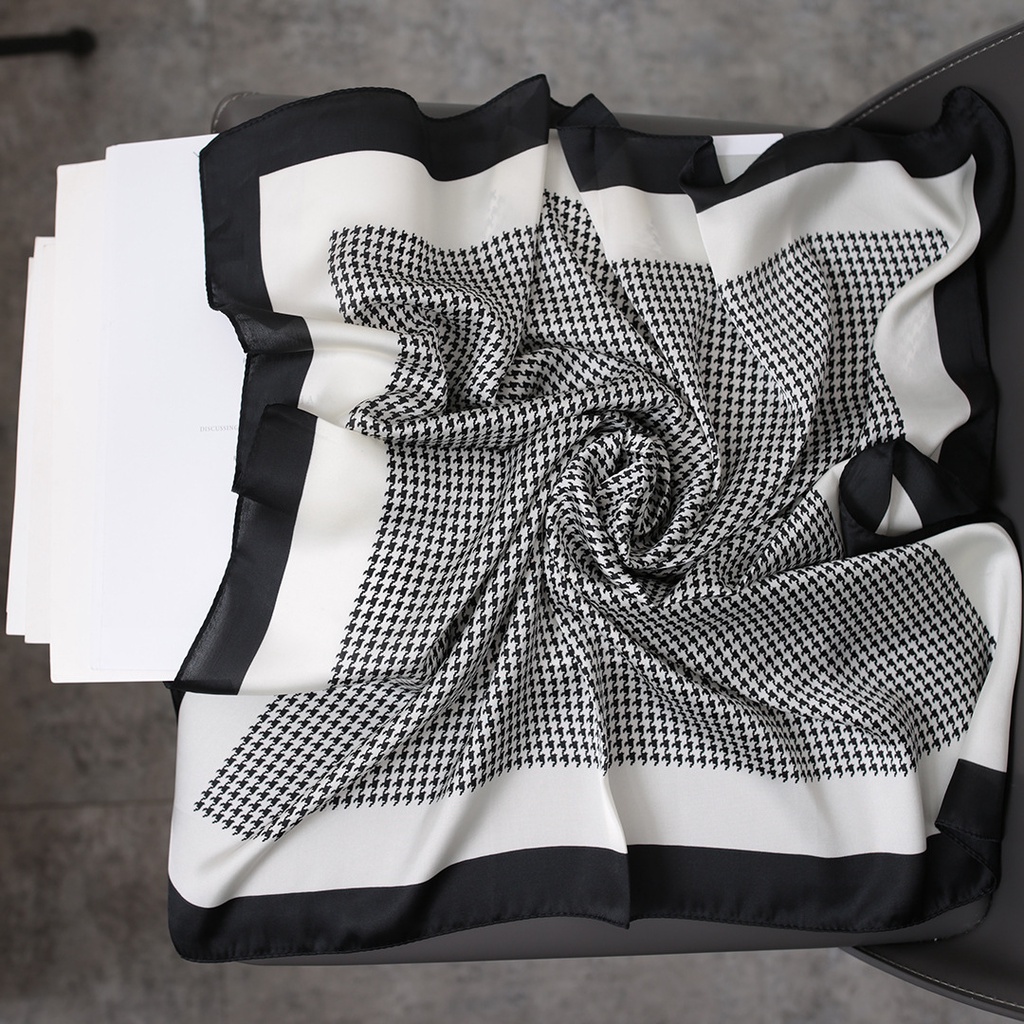 Khăn Choàng Cổ Vải Lụa Mỏng Hình Vuông Nhỏ Phong Cách Hàn Quốc Thời Trang Thu Đông Mới