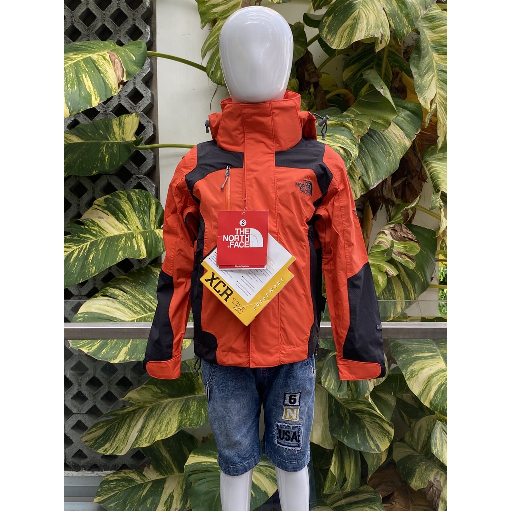 Áo khoác trẻ em The North Face chính hãng 4 màu.