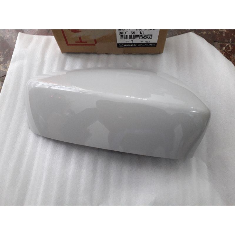 Ốp gương chiếu hậu Mazda3 2016