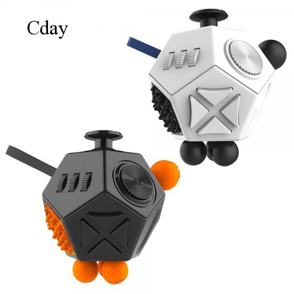 Khối Fidget Cube 12 mặt giúp xả stress hiệu quả