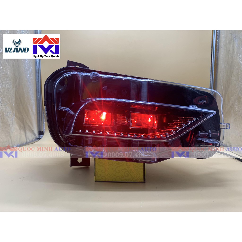 ĐÈN PHA  NGUYÊN BỘ CHO VINFAST LUX SA  DO VLAND SẢN XUẤT
