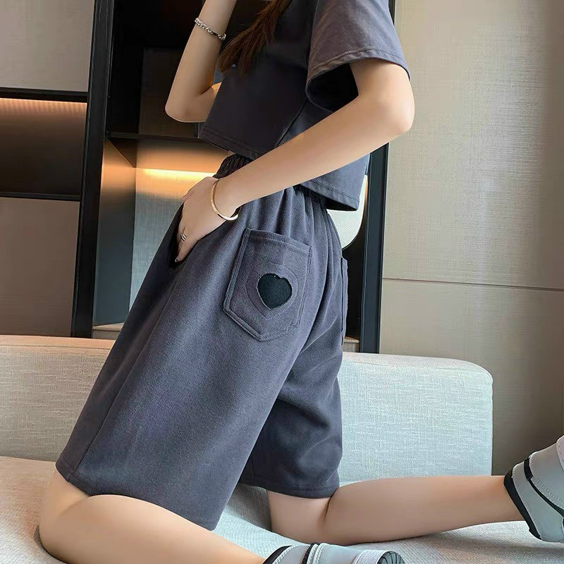 Quần đùi thêu trái tim dành cho nam và nữ phong cách đường phố có nhiều màu chất đẹp | BigBuy360 - bigbuy360.vn