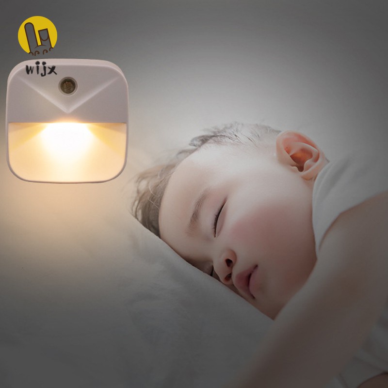 Đèn Led Mini Hình Vuông Cảm Ứng Ánh Sáng Ban Đêm Kiểu Hàn Quốc Có Phích Cắm Us