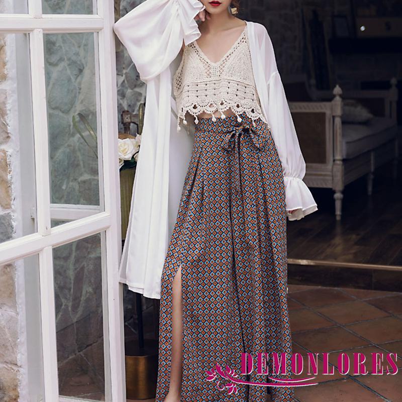 Áo hai dây cổ chữ V màu sắc thời trang sành điệu cho nữ