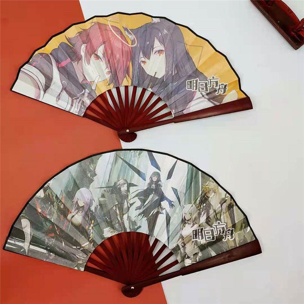 Quạt Gấp Cầm Tay Nhiều Họa Tiết Phong Cách Anime Sáng Tạo