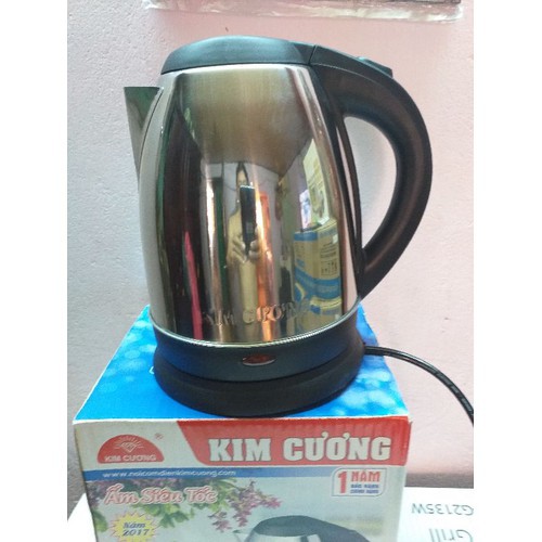 Ấm đun siêu tốc inox Hiệu kim Cương.