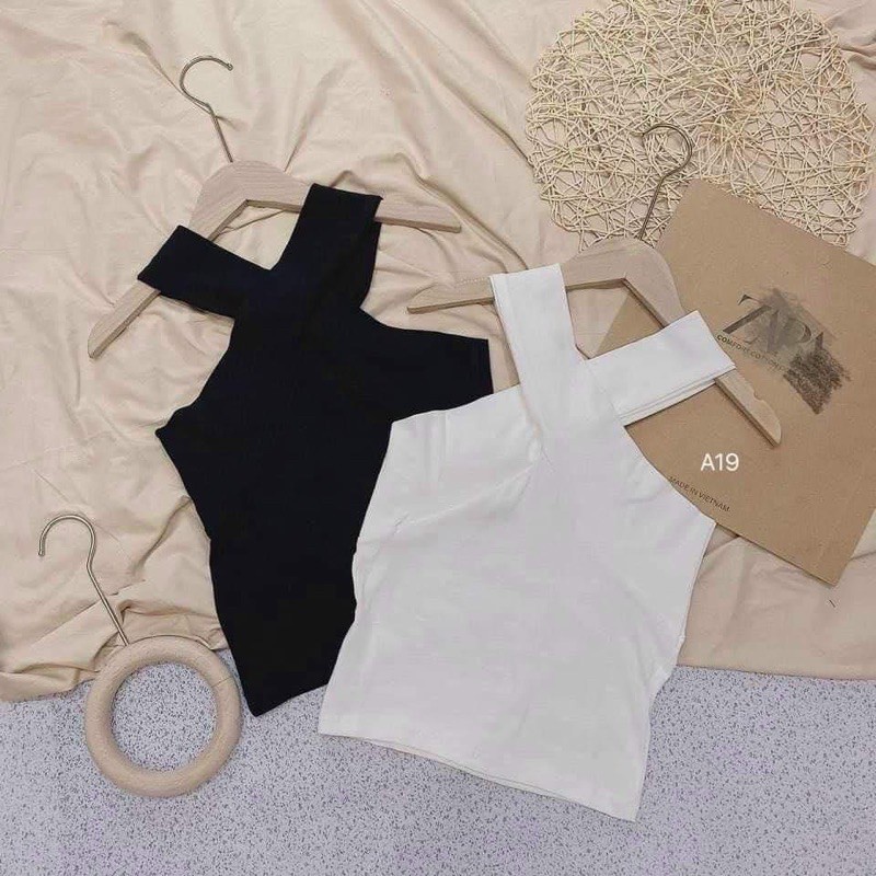 Áo Kiểu Nữ Cổ Yếm Phối Dây Chéo Croptop