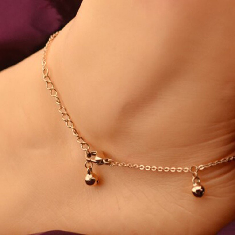 Lắc chân mặt hình cỏ ba lá và gắn chuông thời trang xinh xắn cho nữ