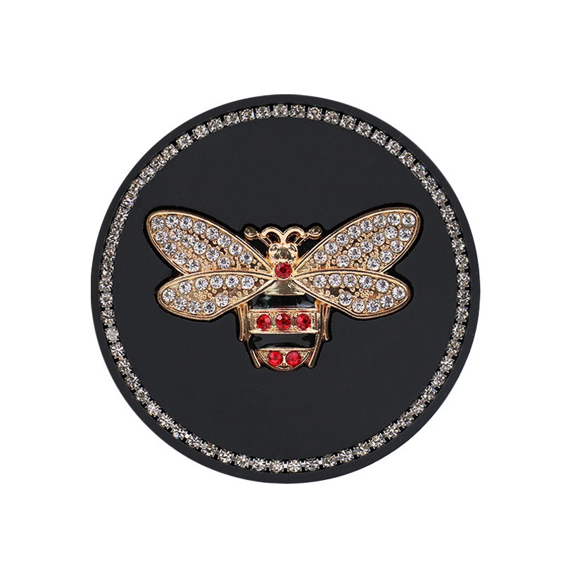 Lót hốc để nước trên xe ô tô - Trang trí nội thất ô tô - Trang trí nội thất ô tô