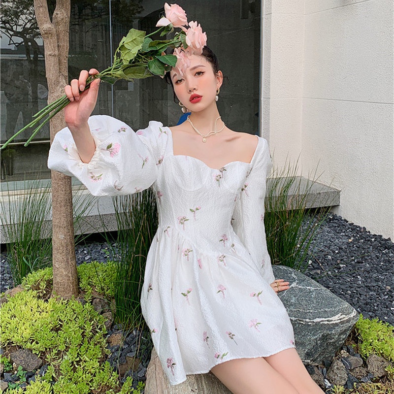 Đầm Tay Phồng Cổ Vuông Thời Trang Mùa Hè Phong Cách Retro Dễ Phối Đồ