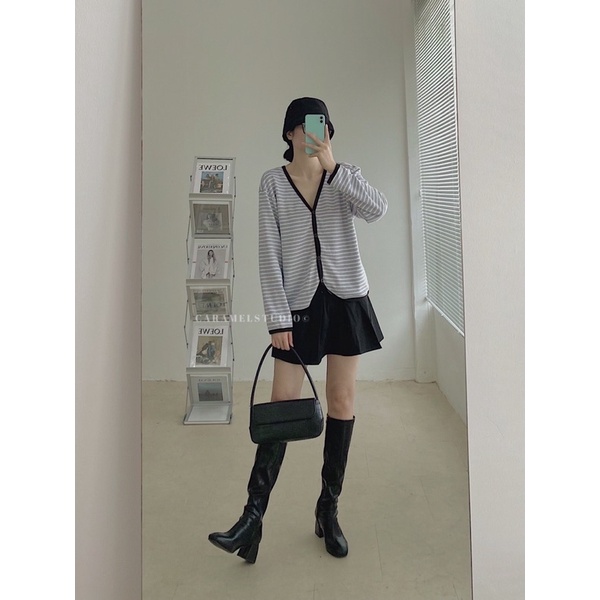 Áo cardigan sọc, viền đen