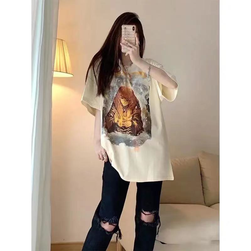 Quần jean rách gối phong cách đường phố