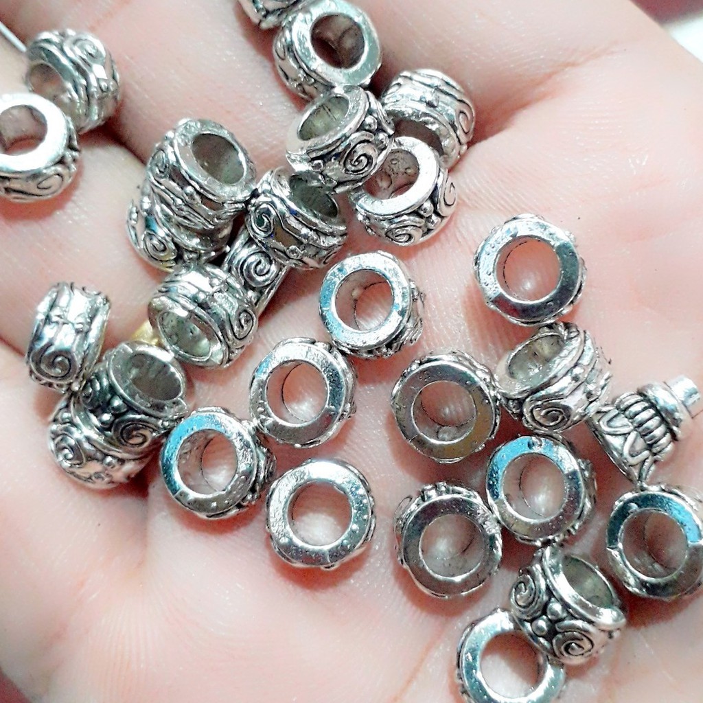 charm sỉ xỏ ngang 1 gói / 50gr  = 25k [ nguyên liệu tphcm giá sỉ ]