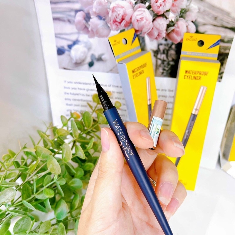 Bút Kẻ Mắt Nước Vacosi Waterproof Pen Eyeliner Lâu Trôi