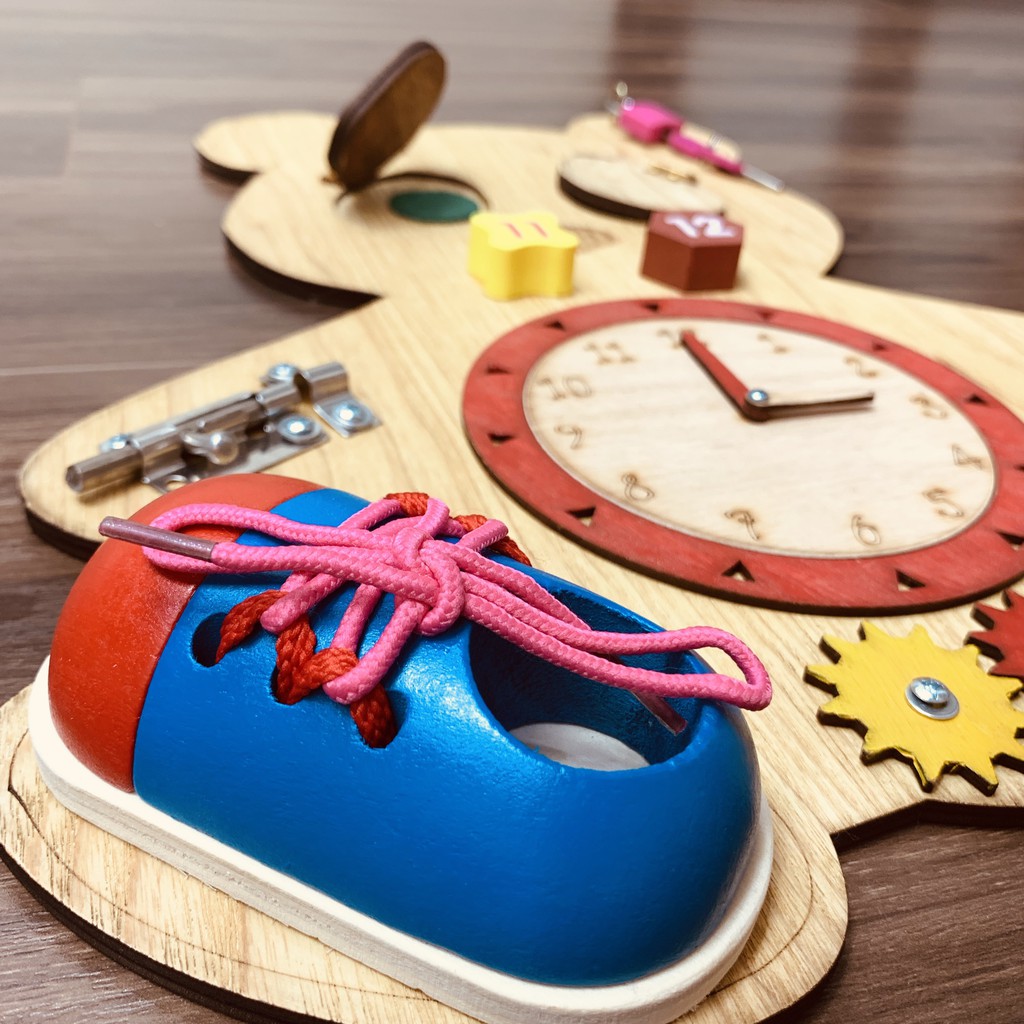 Đồ Chơi Gỗ,Bảng Bận Rộn Busy Board Gấu Con Ngộ Nghĩnh Giúp Bé Phát Triển Toàn Diện