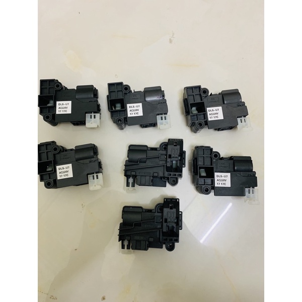 Công tắc cửa máy giặt Sanyo - Aqua