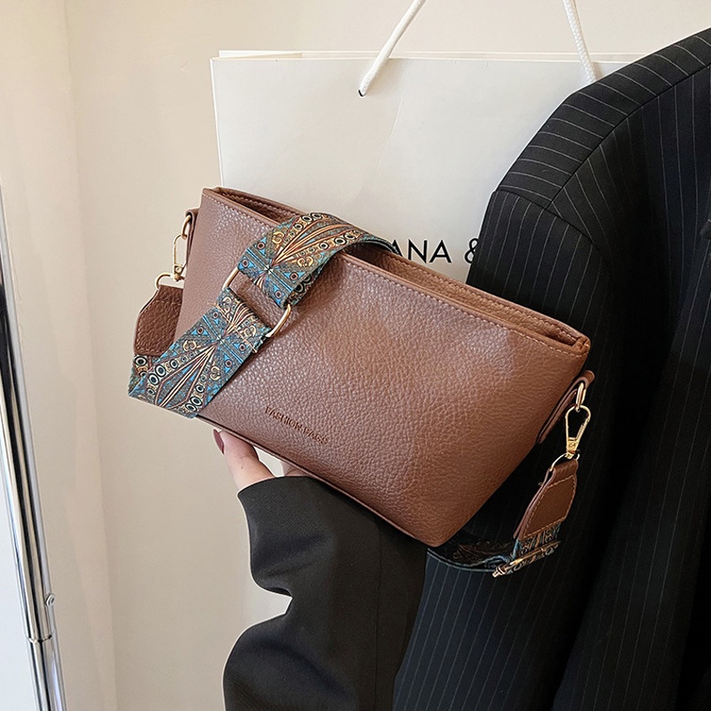 Túi Đeo Vai Thiết Kế Mới Thời Trang Theo Phong Cách retro Dành Cho Nữ