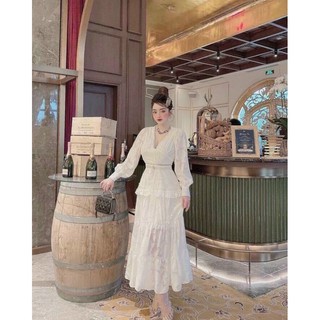 ĐẦM MAXI REN CỔ V