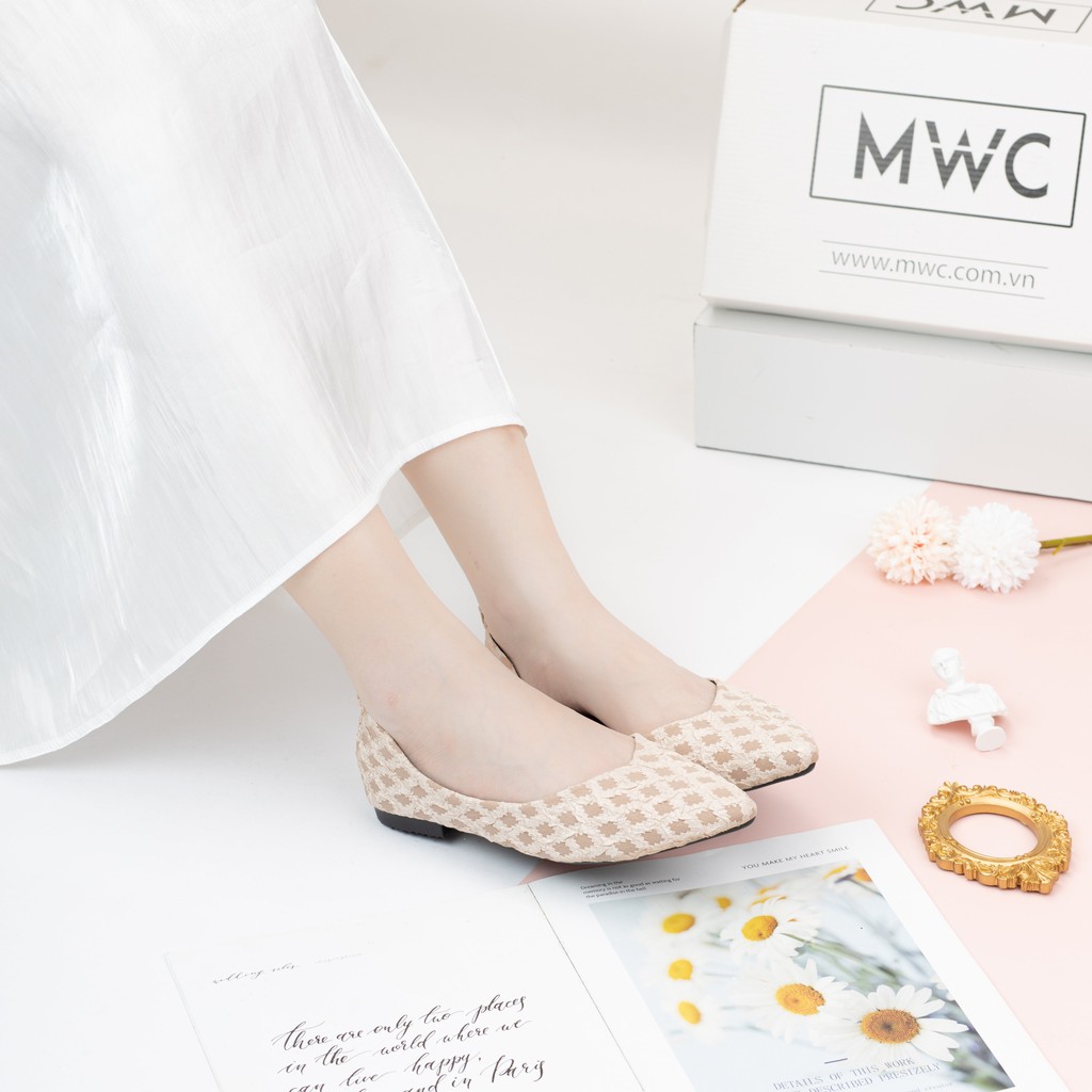 [Mã FATHANG5 giảm 10K đơn 50K] Giày búp bê mũi nhọn MWC NUBB- 2217 | BigBuy360 - bigbuy360.vn